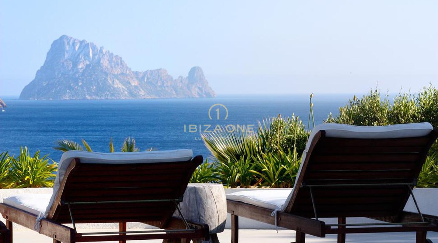 Luxury and Exclusive villa with view to Es Vedra for sale, Ibiza - Luxury and Exclusive villa with view to Es Vedra for rent, Ibiza