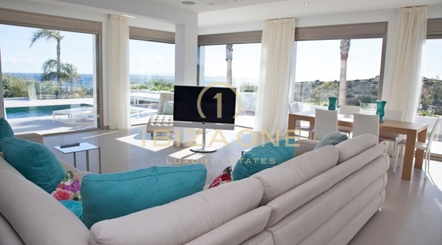 Moderna e lussuosa villa in prima linea sul mare - casa fronte mare con accesso al mare in affitto, Ibiza