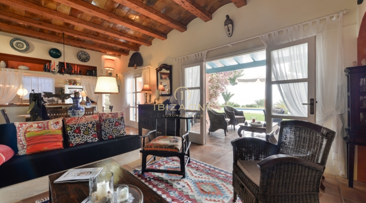 Luxe tweedelijns villa met spectaculair zeezicht te koop, Ibiza - Luxe tweedelijns villa met spectaculair zeezicht te huur, Ibiza