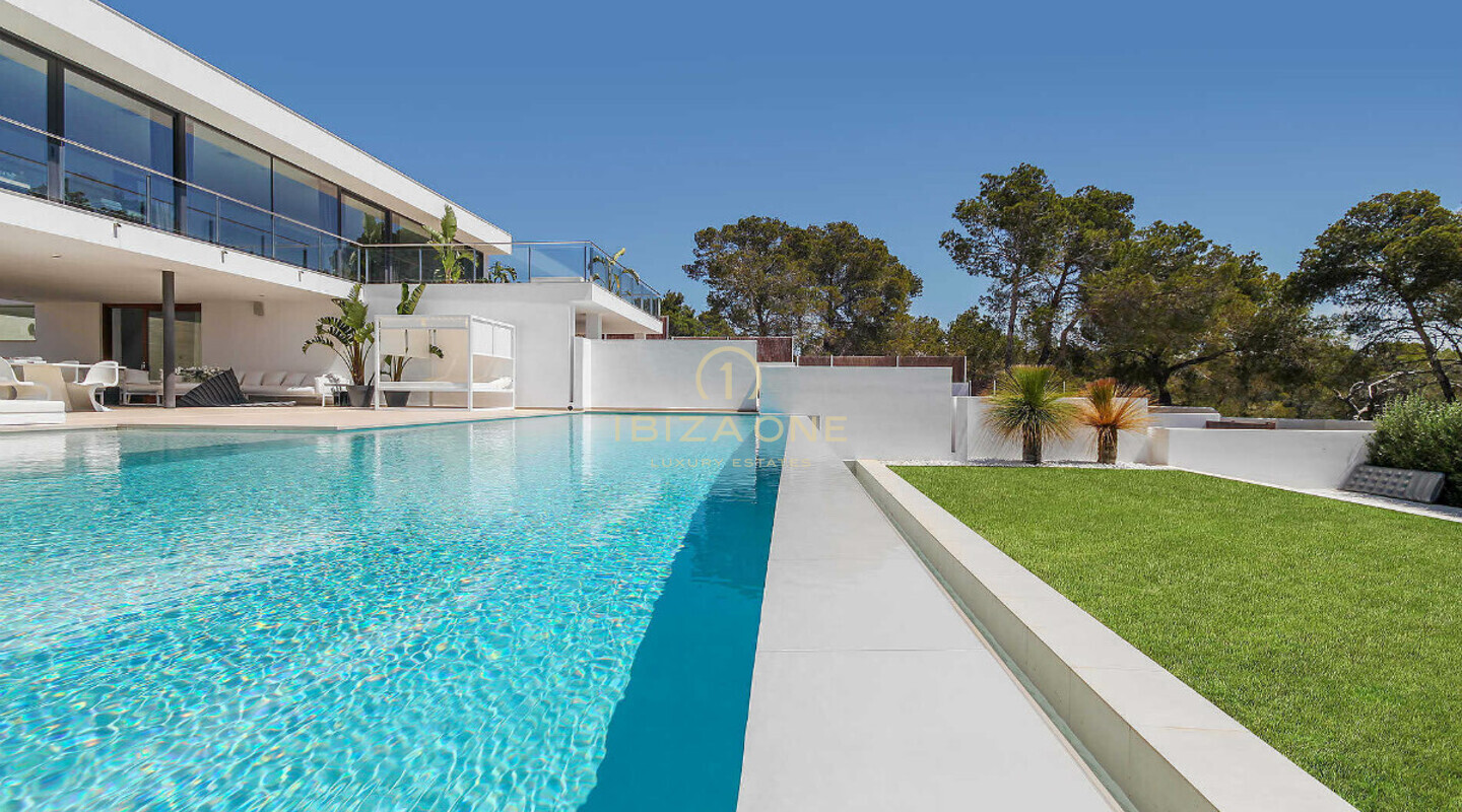 Super moderna villa de lujo con fantásticas vistas al mar en alquiler en Es Cubells / Vista Alegre, Ibiza