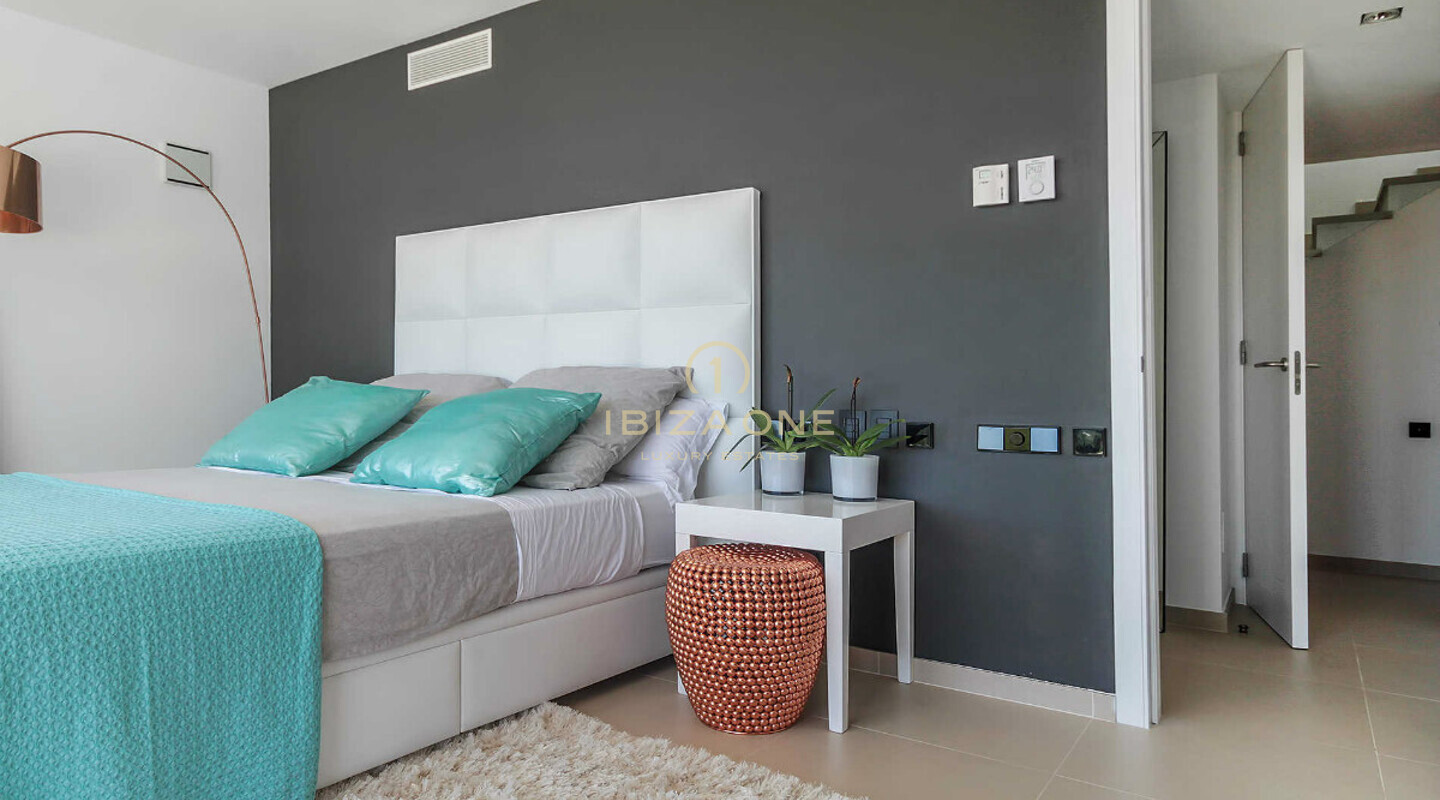 Super modern luxury villa with fantastic sea views for rent in Es Cubells / Vista Alegre, Ibiza
