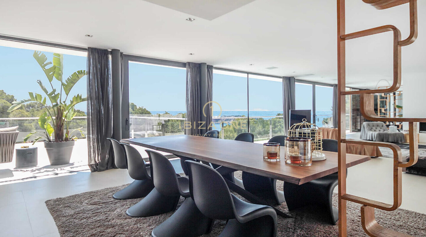 Supermoderne Luxusvilla mit fantastischem Meerblick zu vermieten in Es Cubells / Vista Alegre, Ibiza