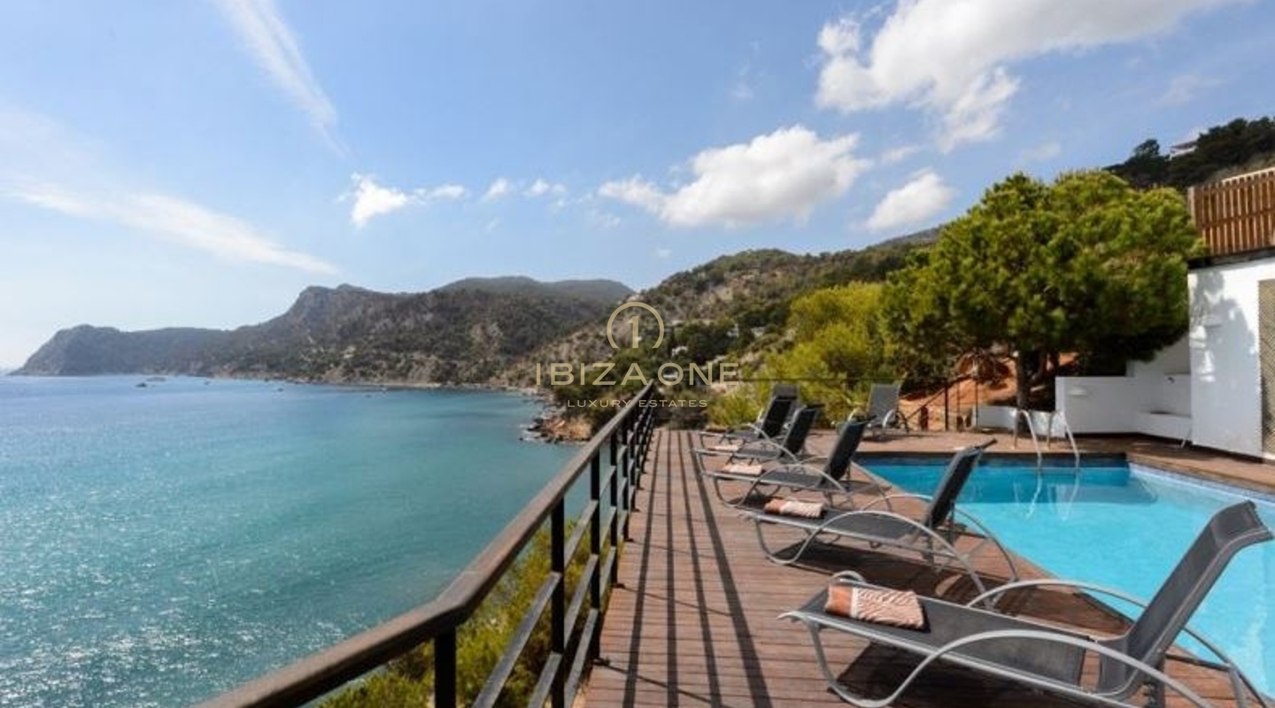 Exclusive sea frontline / waterfront villa / first line sea for sale, Ibiza - Exclusive sea frontline / waterfront villa / first line sea for rent, Ibiza