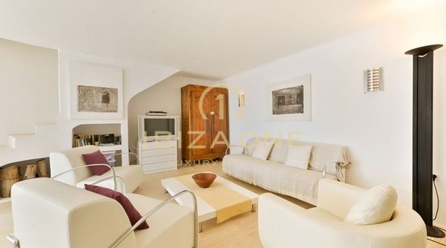 Exclusiva villa en primera línea de mar en venta, Ibiza - Exclusiva villa en primera línea de mar en alquiler, Ibiza