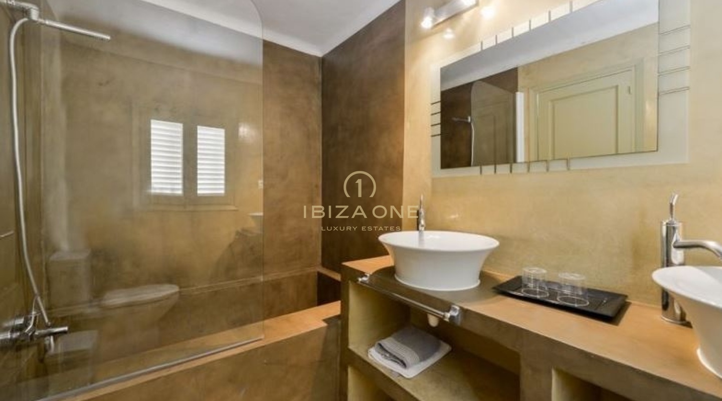 Villa exclusive en bord de mer à vendre, Ibiza - Villa exclusive en bord de mer à louer, Ibiza
