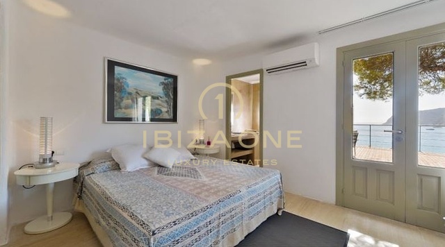 Villa exclusive en bord de mer à vendre, Ibiza - Villa exclusive en bord de mer à louer, Ibiza
