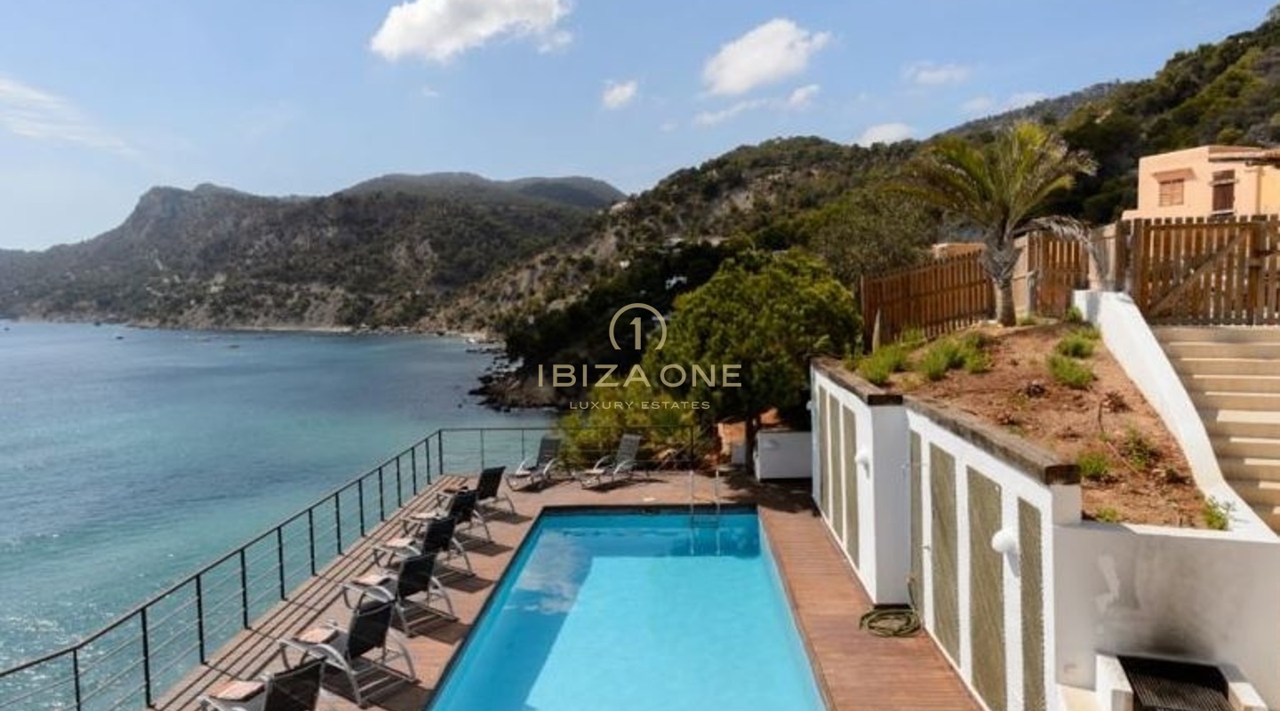 Villa exclusive en bord de mer à vendre, Ibiza - Villa exclusive en bord de mer à louer, Ibiza