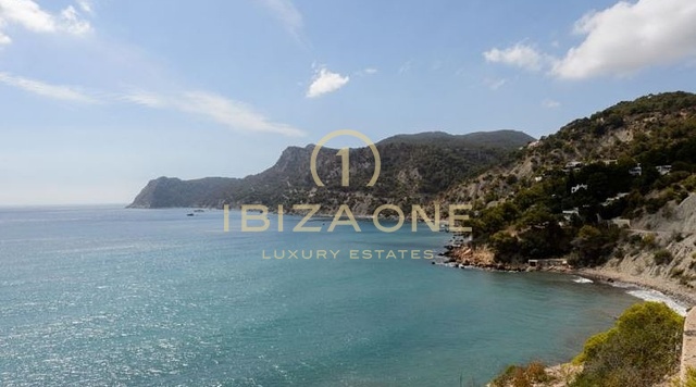 Exclusieve villa aan zee / waterkant / eerste lijn zee te koop, Ibiza - Exclusieve villa aan zee / waterkant / eerste lijn zee te huur, Ibiza