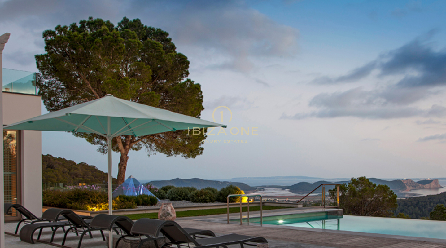 Modern luxury villa with guest house and for rent, Ibiza