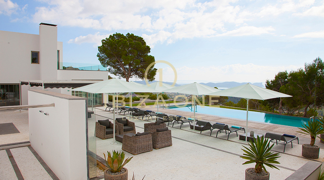Modern luxury villa with guest house and for rent, Ibiza