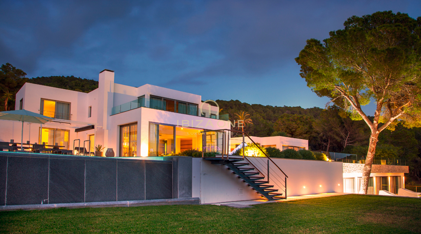 Moderna villa di lusso con guest house in vendita e in affitto, Ibiza