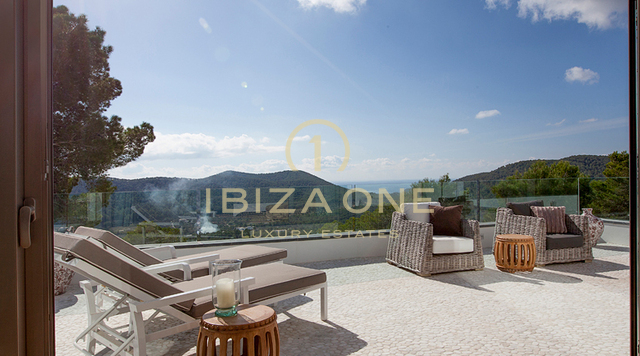 Villa de luxe moderne avec maison d'hôtes à vendre et à louer, Ibiza