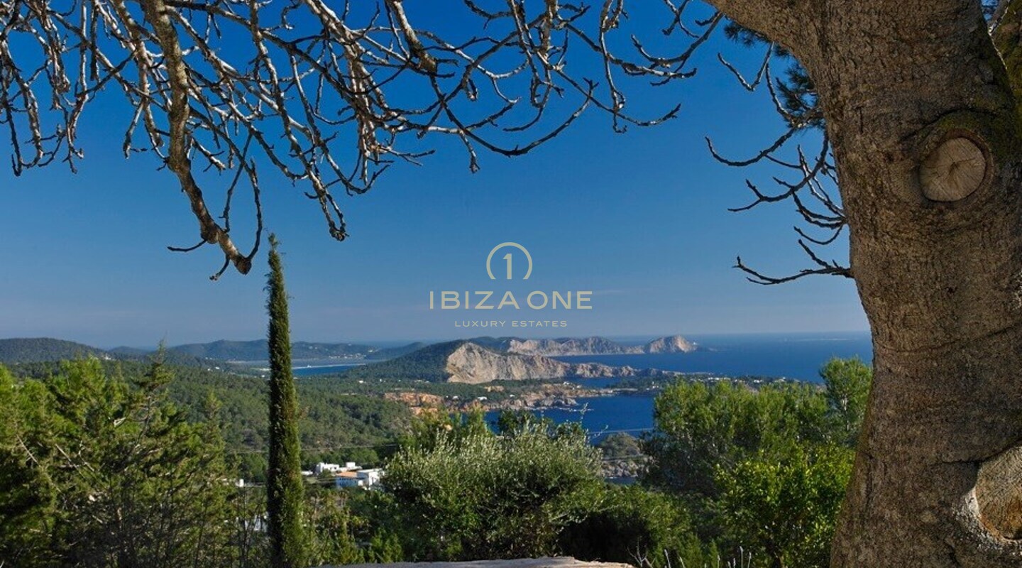 Lujosa villa moderna en Jaime Serra con preciosas vistas al mar en alquiler, Ibiza