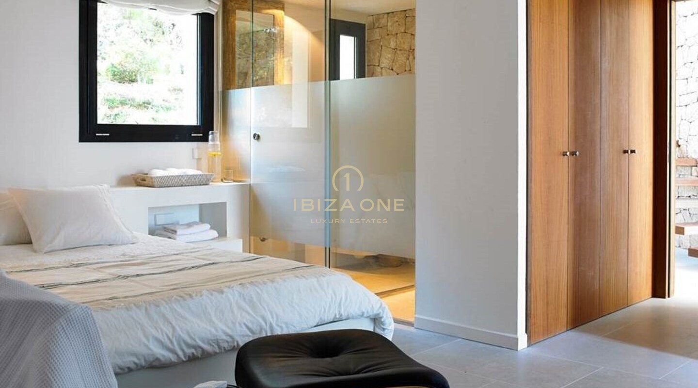 Luxe moderne Jaime Serra villa met prachtig zeezicht te huur, Ibiza