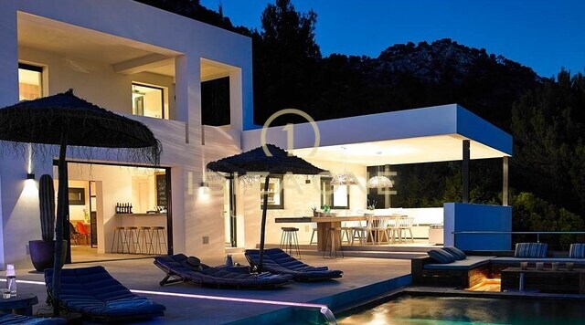 Luxurious modern Jaime Serra villa with beautiful sea view for rent, Ibiza