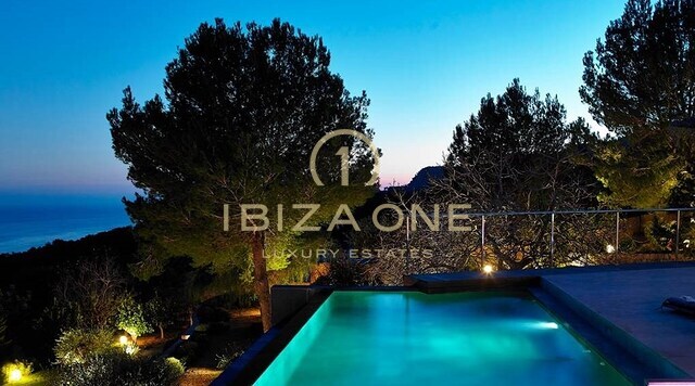Lujosa villa moderna en Jaime Serra con preciosas vistas al mar en alquiler, Ibiza