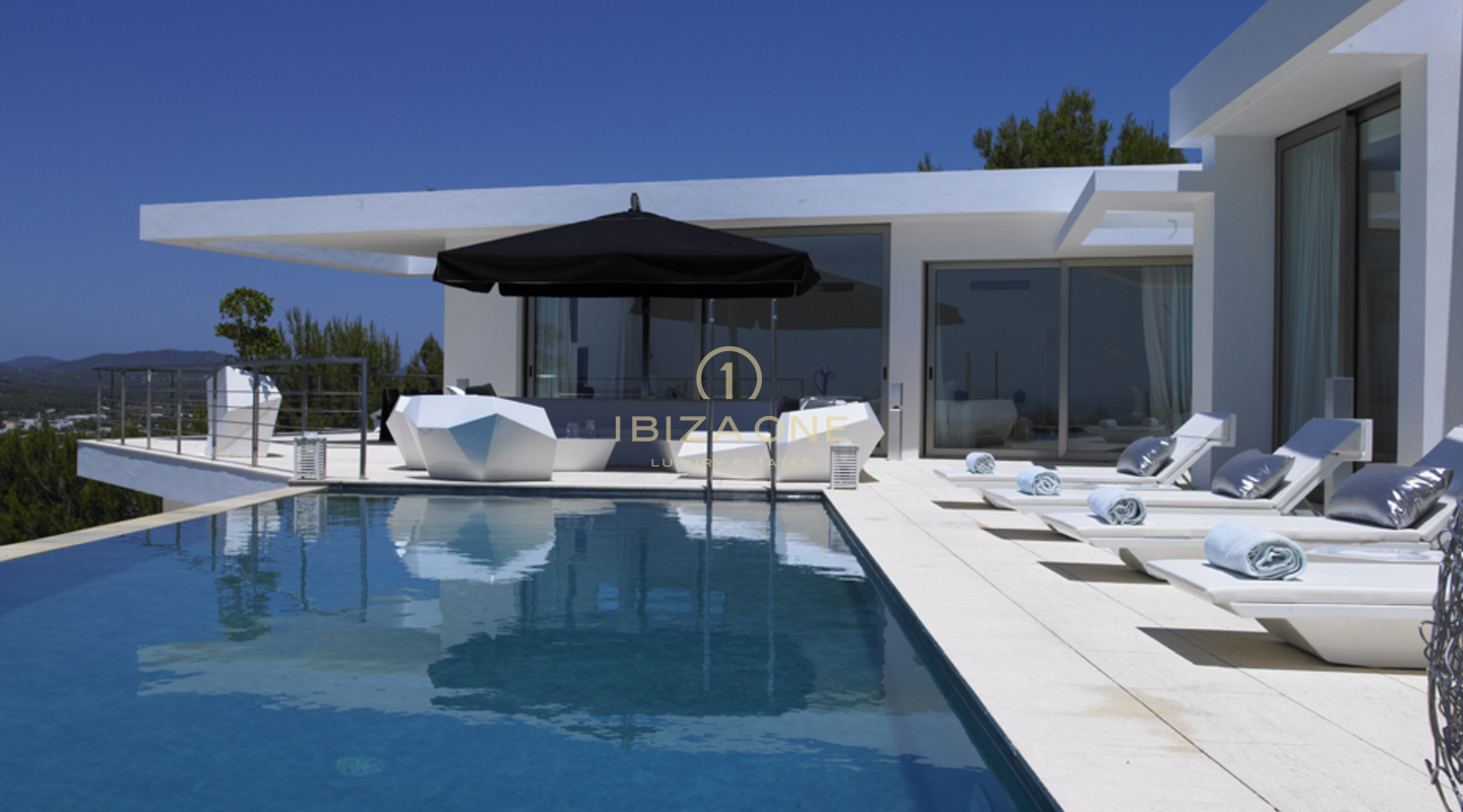 Can Rimbau: Moderna villa de lujo en la urbanización de lujo Can Rimbau en venta, Ibiza - Can Rimbau: Moderna villa de lujo en la urbanización de lujo Can Rimbau en alquiler, Ibiza