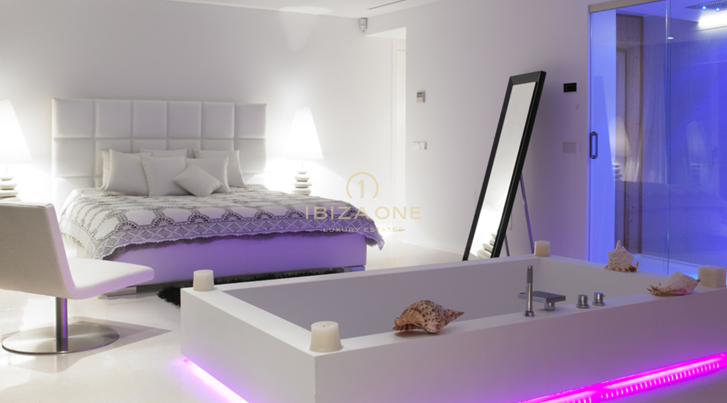 Can Rimbau: Moderna villa de lujo en la urbanización de lujo Can Rimbau en venta, Ibiza - Can Rimbau: Moderna villa de lujo en la urbanización de lujo Can Rimbau en alquiler, Ibiza