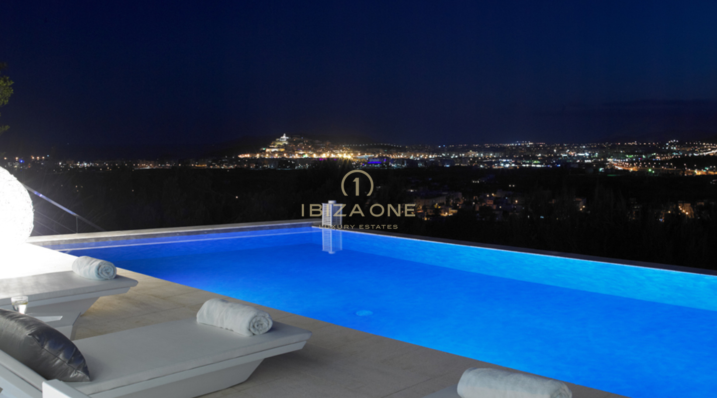 Can Rimbau: Moderne Luxusvilla in der Luxusurbanisation Can Rimbau zu verkaufen, Ibiza - Can Rimbau: Moderne Luxusvilla in der Luxusurbanisation Can Rimbau zu vermieten, Ibiza