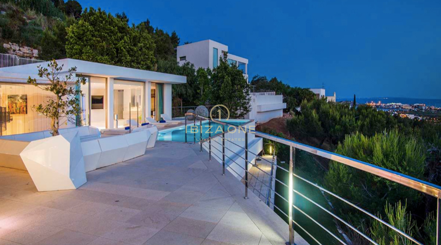 Can Rimbau: Moderne Luxusvilla in der Luxusurbanisation Can Rimbau zu verkaufen, Ibiza - Can Rimbau: Moderne Luxusvilla in der Luxusurbanisation Can Rimbau zu vermieten, Ibiza