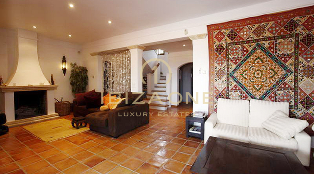 Spektakuläre 12 Schlafzimmer Luxusvilla - 200 Meter zum Meer mit Meerzugang zu verkaufen und die Luxusvilla ist auch zu vermieten, Ibiza
