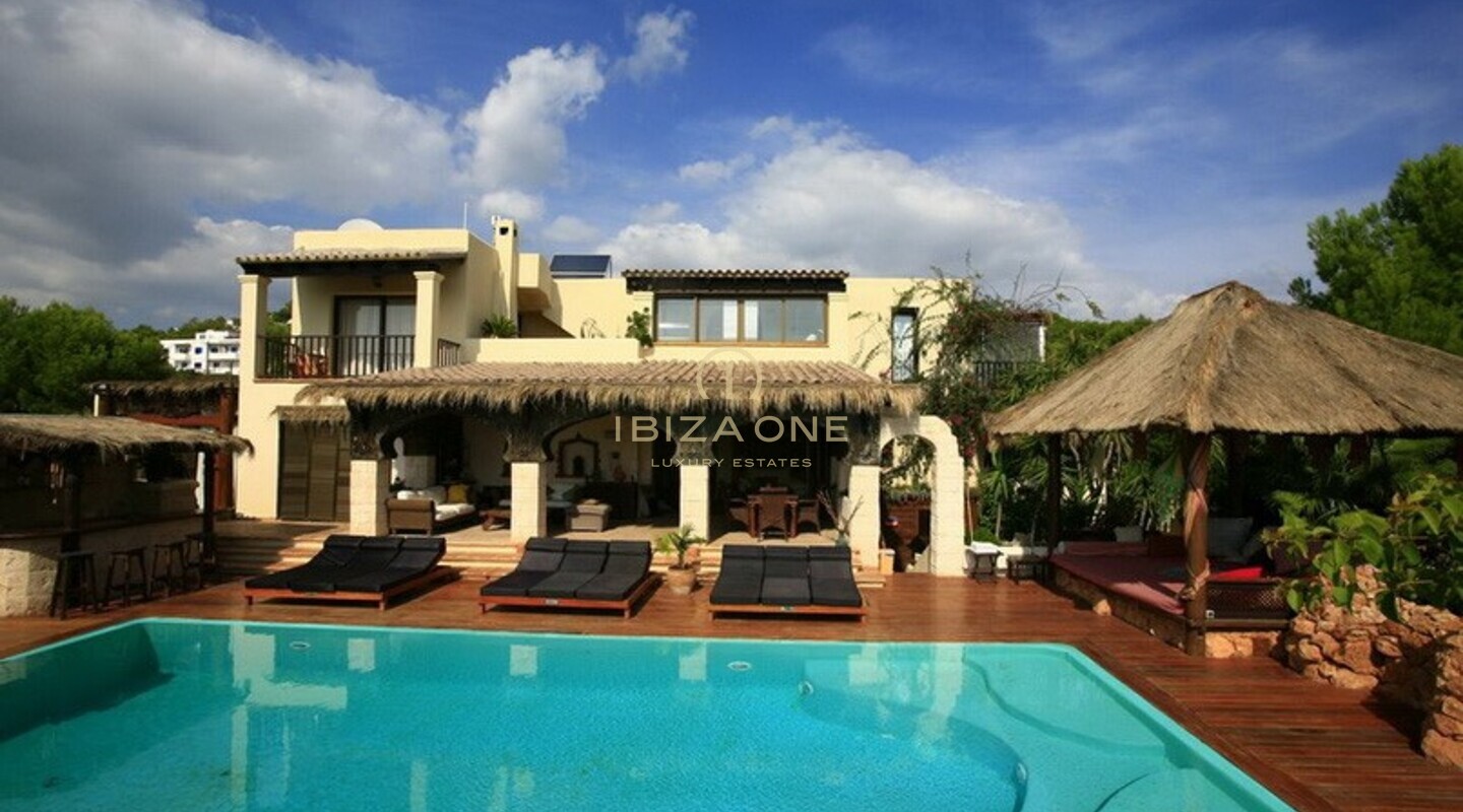Spektakuläre 12 Schlafzimmer Luxusvilla - 200 Meter zum Meer mit Meerzugang zu verkaufen und die Luxusvilla ist auch zu vermieten, Ibiza