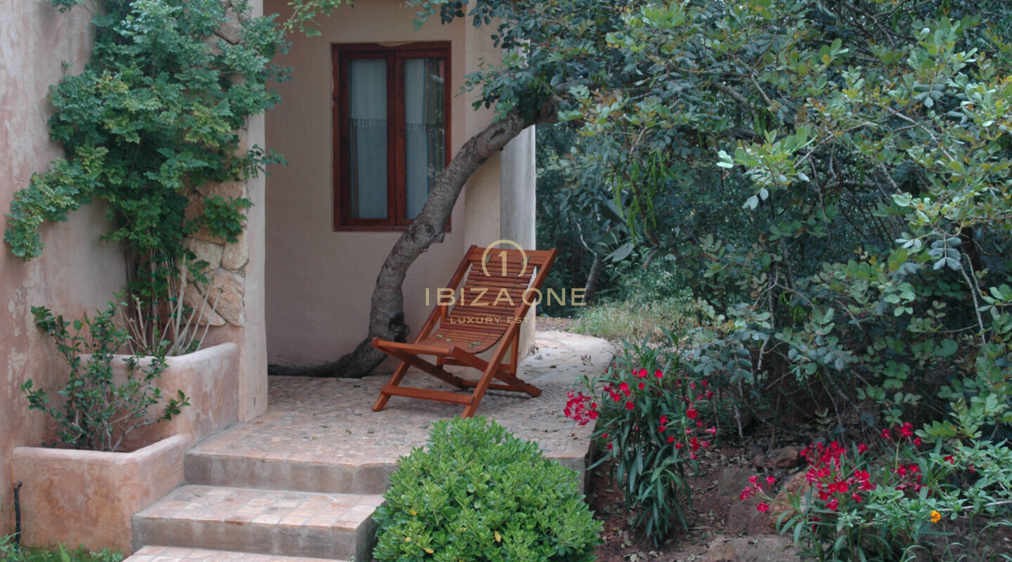 Encantadora y lujosa villa entre Ibiza ciudad y Santa Eulalia en venta, Ibiza - Encantadora y lujosa villa entre Ibiza ciudad y Santa Eulalia en alquiler, Ibiza