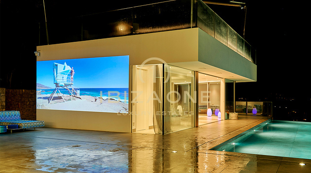 Dominio dello skyline di Ibiza: Villa ultra-lusso con vista panoramica a 270° su Tagomago, Santa Eulària des Riu e Marina in vendita, Ibiza