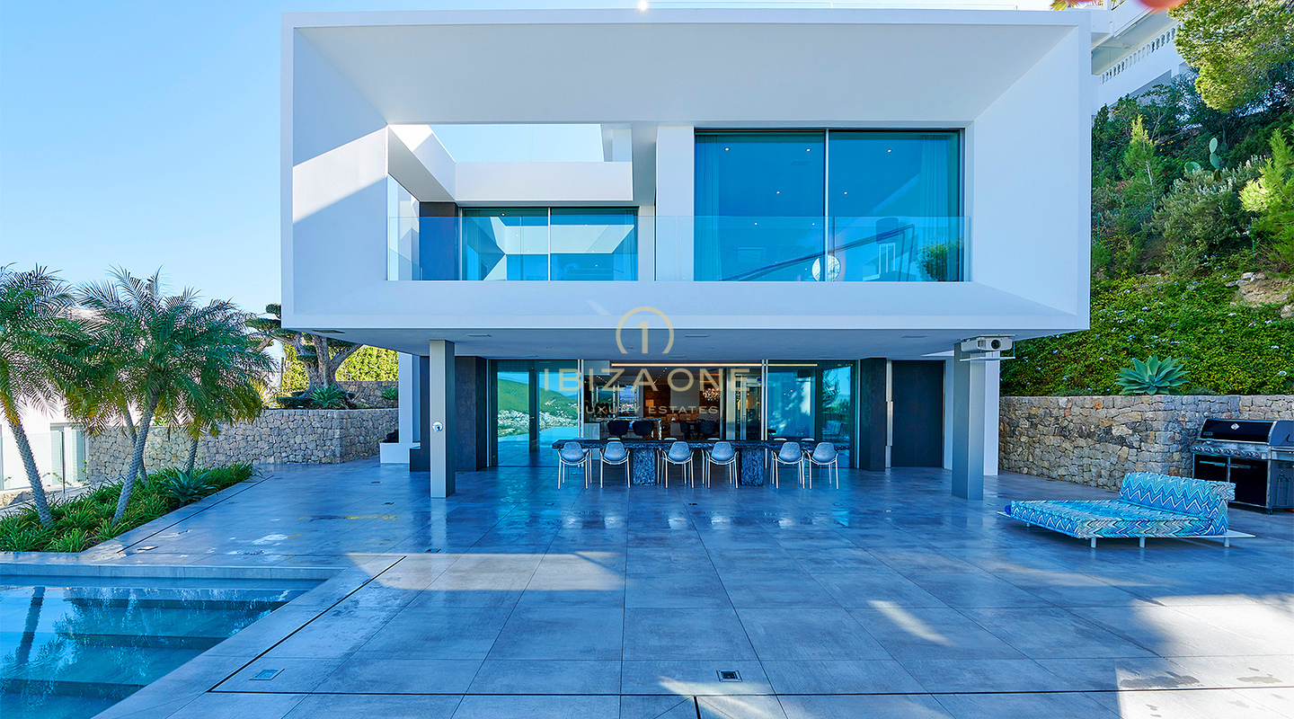 Dominio dello skyline di Ibiza: Villa ultra-lusso con vista panoramica a 270° su Tagomago, Santa Eulària des Riu e Marina in vendita, Ibiza