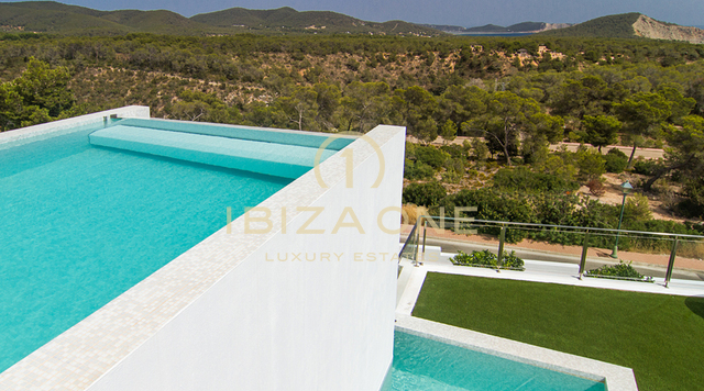 Villa de luxe moderne à proximité de la ville d'Ibiza et des marinas avec vue imprenable sur la mer, la villa de luxe est à vendre, Ibiza - Villa de luxe moderne à proximité de la ville d'Ibiza et des marinas avec vue imprenable sur la mer, la villa de luxe est à louer, Ibiza