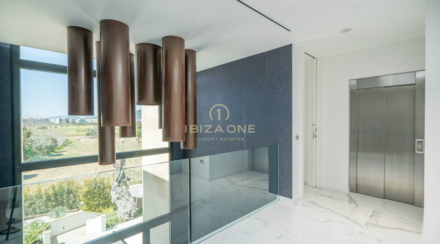 Villa neuve exceptionnelle et luxueuse avec vue sur Ibiza à vendre, Ibiza - Villa neuve exceptionnelle et luxueuse avec vue sur Ibiza à louer, Ibiza