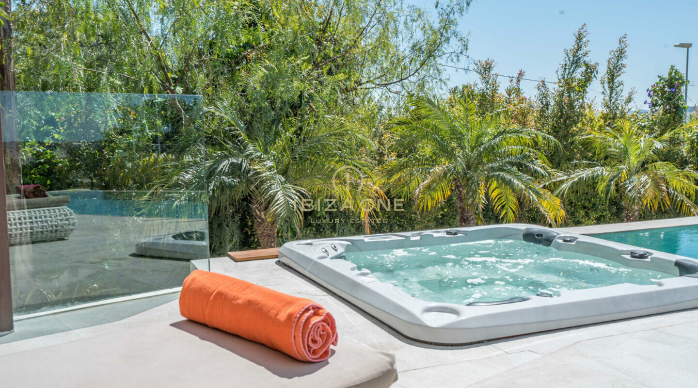 Exceptional and luxury new build villa overlooking Ibiza for sale, Ibiza - Exceptional and luxury new build villa overlooking Ibiza for rent, Ibiza