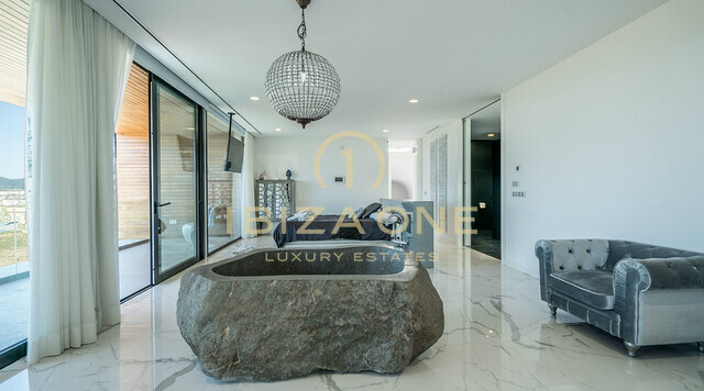 Excepcional y lujosa villa de nueva construcción con vistas a Ibiza en venta, Ibiza - Excepcional y lujosa villa de nueva construcción con vistas a Ibiza en alquiler, Ibiza
