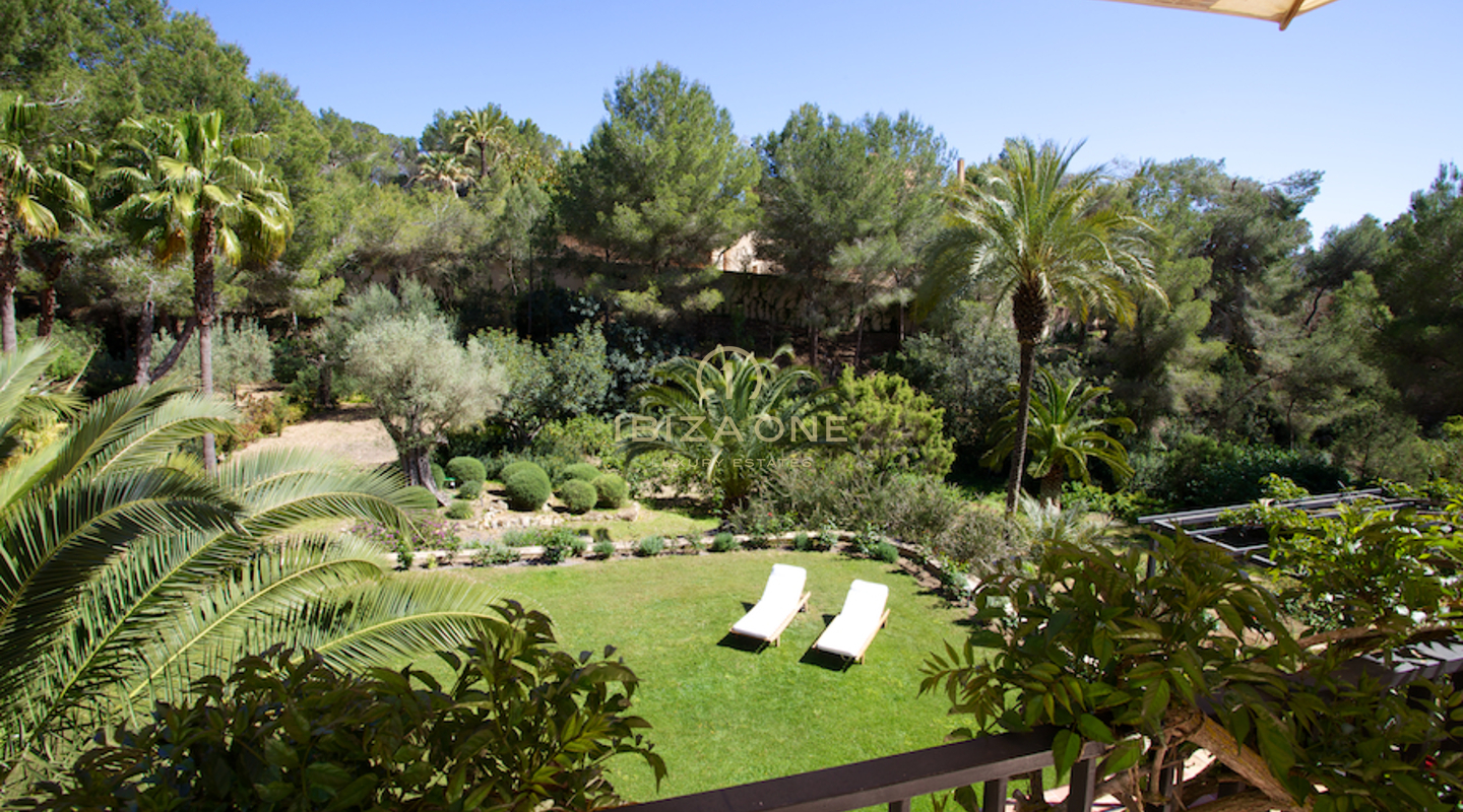 Exklusive Luxusimmobilie (Blakstad) mit Ausbaupotenzial und Blick auf die Altstadt zu verkaufen, Ibiza - Exklusive Luxusimmobilie (Blakstad) mit Ausbaupotenzial und Blick auf die Altstadt zu vermieten, Ibiza