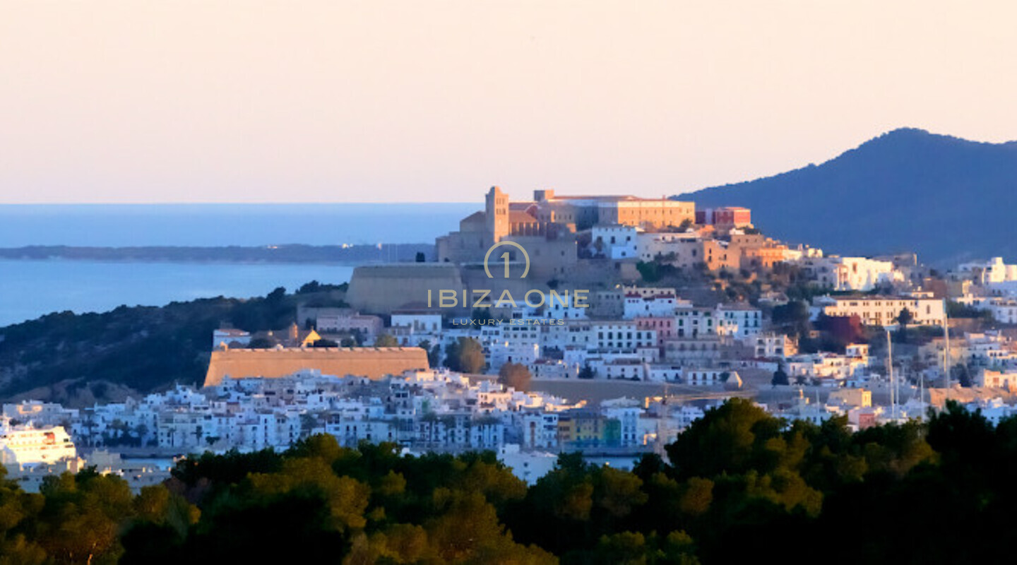 Exclusive Luxury property (Blakstad) with expansion potential and overlooking the old town for sale, Ibiza - Exclusive Luxury property (Blakstad) with expansion potential and overlooking the old town for rent, Ibiza