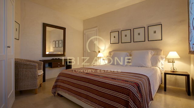 Exclusief luxe onroerend goed (Blakstad) met uitbreidingsmogelijkheden en uitzicht op de oude stad te koop, Ibiza - Exclusief luxe onroerend goed (Blakstad) met uitbreidingsmogelijkheden en uitzicht op de oude stad te huur, Ibiza