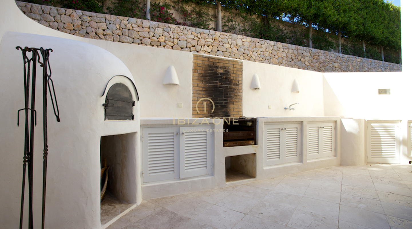 Esclusiva proprietà di lusso (Blakstad) con potenziale di espansione e vista sul centro storico in vendita, Ibiza - Esclusiva proprietà di lusso (Blakstad) con potenziale di espansione e vista sul centro storico in affitto, Ibiza