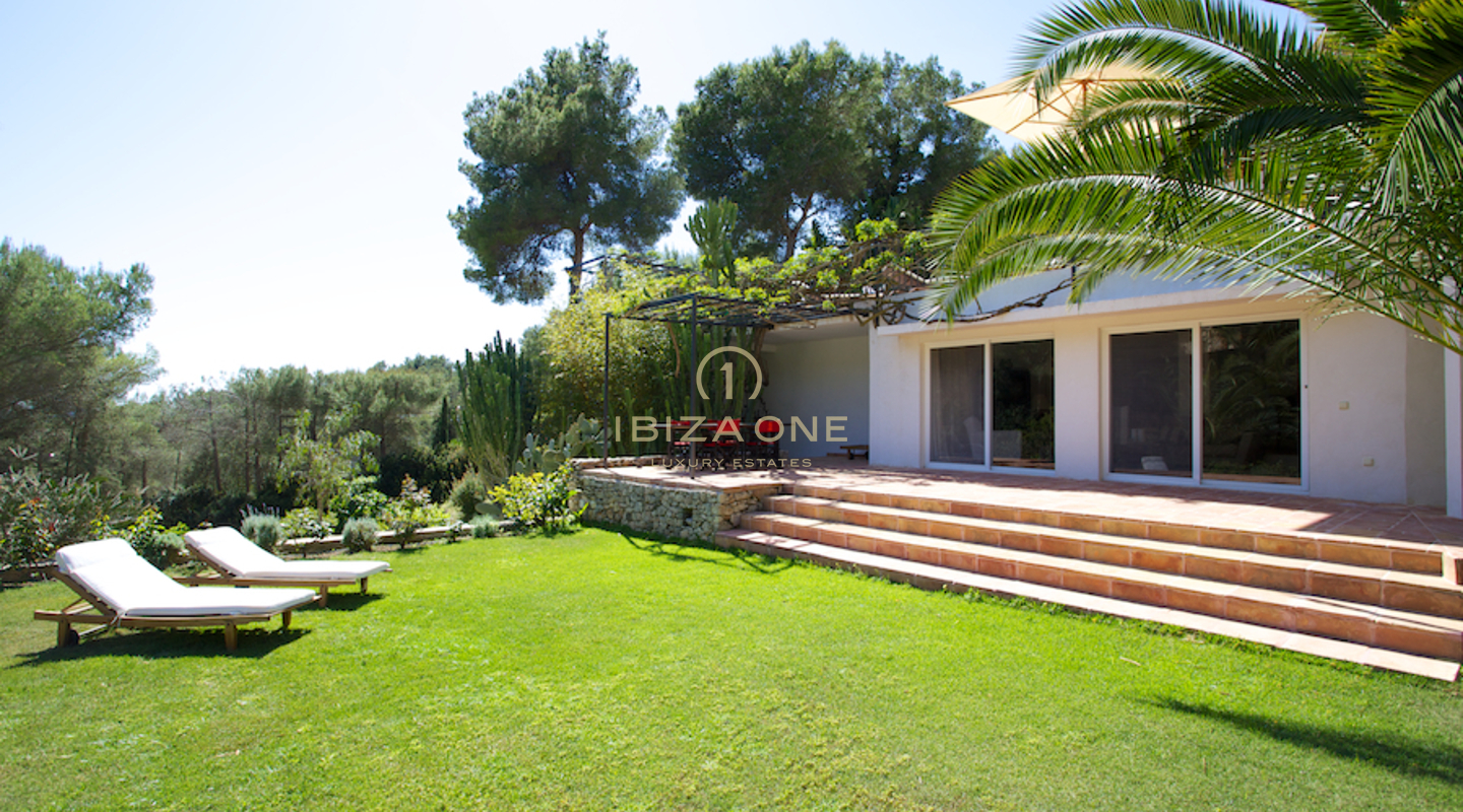 Exclusiva propiedad de lujo (Blakstad) con potencial de expansión y vistas al casco antiguo en venta, Ibiza - Exclusiva propiedad de lujo (Blakstad) con potencial de expansión y vistas al casco antiguo en alquiler, Ibiza