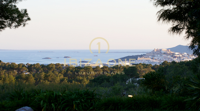 Exclusief luxe onroerend goed (Blakstad) met uitbreidingsmogelijkheden en uitzicht op de oude stad te koop, Ibiza - Exclusief luxe onroerend goed (Blakstad) met uitbreidingsmogelijkheden en uitzicht op de oude stad te huur, Ibiza