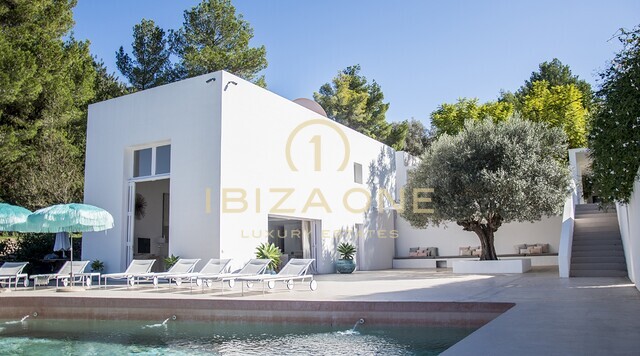 Villa de luxe, moderne et design, design, au nord d'Ibiza à vendre, Ibiza - Villa de luxe, moderne et design, design, au nord d'Ibiza à louer, Ibiza
