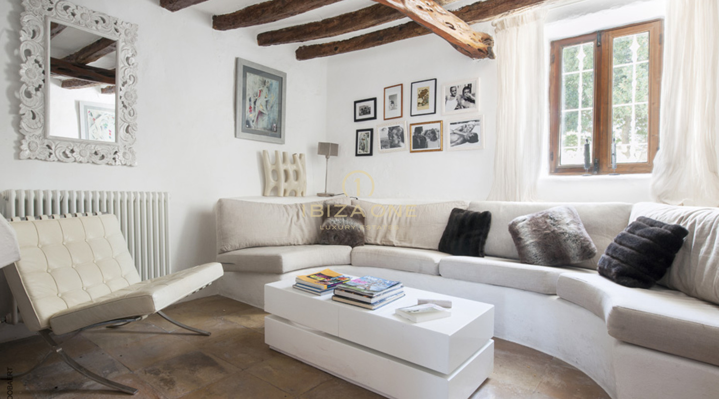 Lujosa propiedad con tres edificios en venta, Ibiza - Lujosa propiedad con tres edificios en alquiler, Ibiza