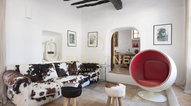 Lujosa propiedad con tres edificios en venta, Ibiza - Lujosa propiedad con tres edificios en alquiler, Ibiza
