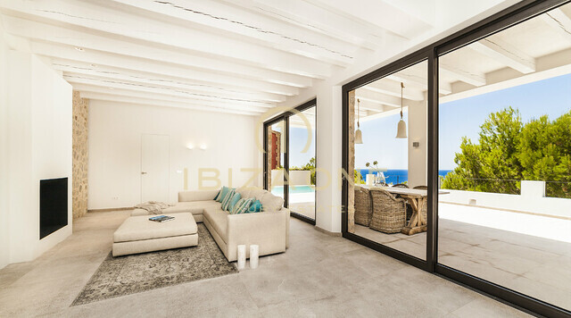 Elegantes Luxusanwesen mit Blick über die Bucht von Cala Moragues und einem Gästeapartment auf Mallorca zu verkaufen, Mallorca - Elegantes Luxusanwesen mit Blick über die Bucht von Cala Moragues und einem Gästeapartment auf Mallorca zu vermieten, Mallorca