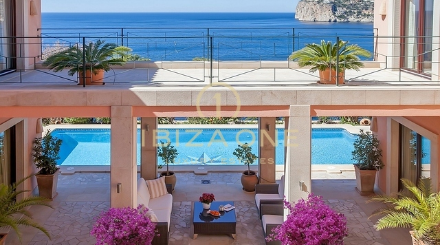 Lujosa propiedad en primera línea de mar en Mallorca en venta, Mallorca - Lujosa propiedad en primera línea de mar en Mallorca en alquiler, Mallorca