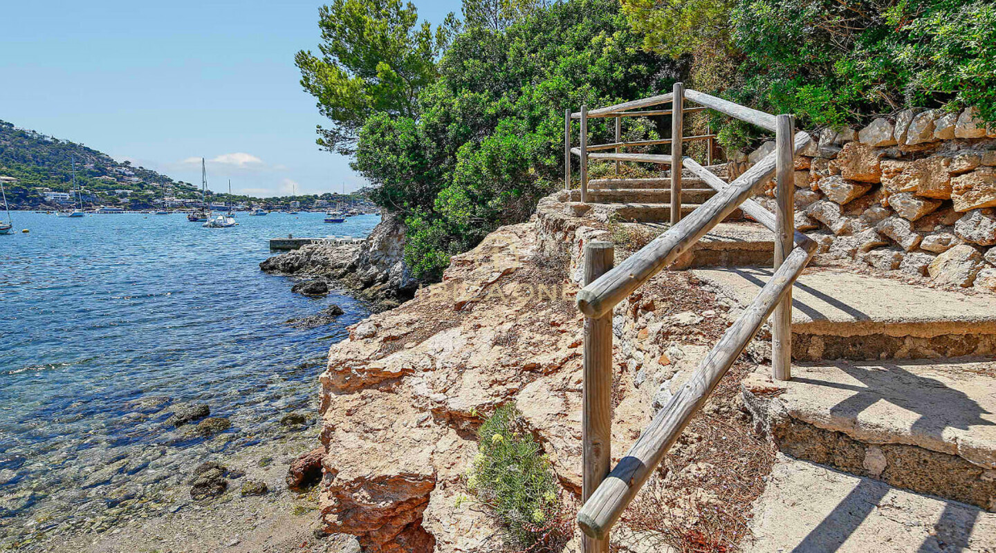 Finca de lujo en primera línea del mar Mediterráneo con acceso privado al mar y muelle en Mallorca en venta, Mallorca - Finca de lujo en primera línea del mar Mediterráneo con acceso privado al mar y muelle en Mallorca en alquiler, Mallorca