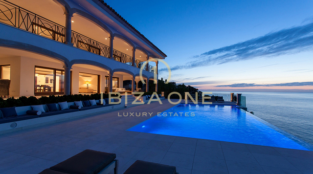 Luxury villa with separate guest house and stunning panoramic views in Puerto Andratx for sale, Ibiza - Luxury villa with separate guest house and stunning panoramic views in Puerto Andratx for rent, Ibiza