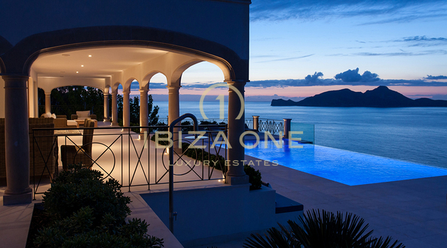 Villa de luxe avec maison d'hôtes séparée et vue panoramique imprenable à Puerto Andratx à vendre, Ibiza - Villa de luxe avec maison d'hôtes séparée et vue panoramique imprenable à Puerto Andratx à louer, Ibiza