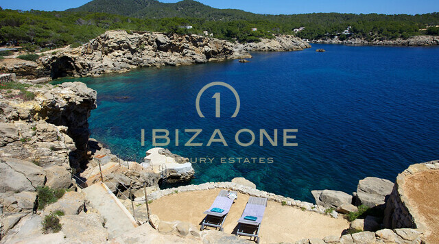 Moderne luxe villa aan zee met toegang tot de zee te huur, Ibiza