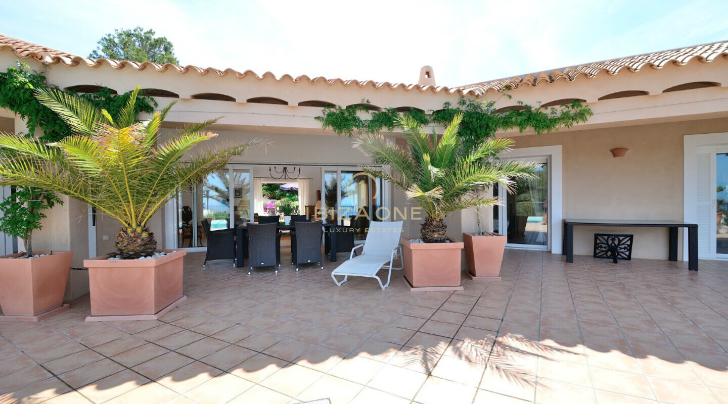 Bellissima e lussuosa villa con vista mare in vendita, Ibiza - Bellissima e lussuosa villa con vista mare in affitto, Ibiza