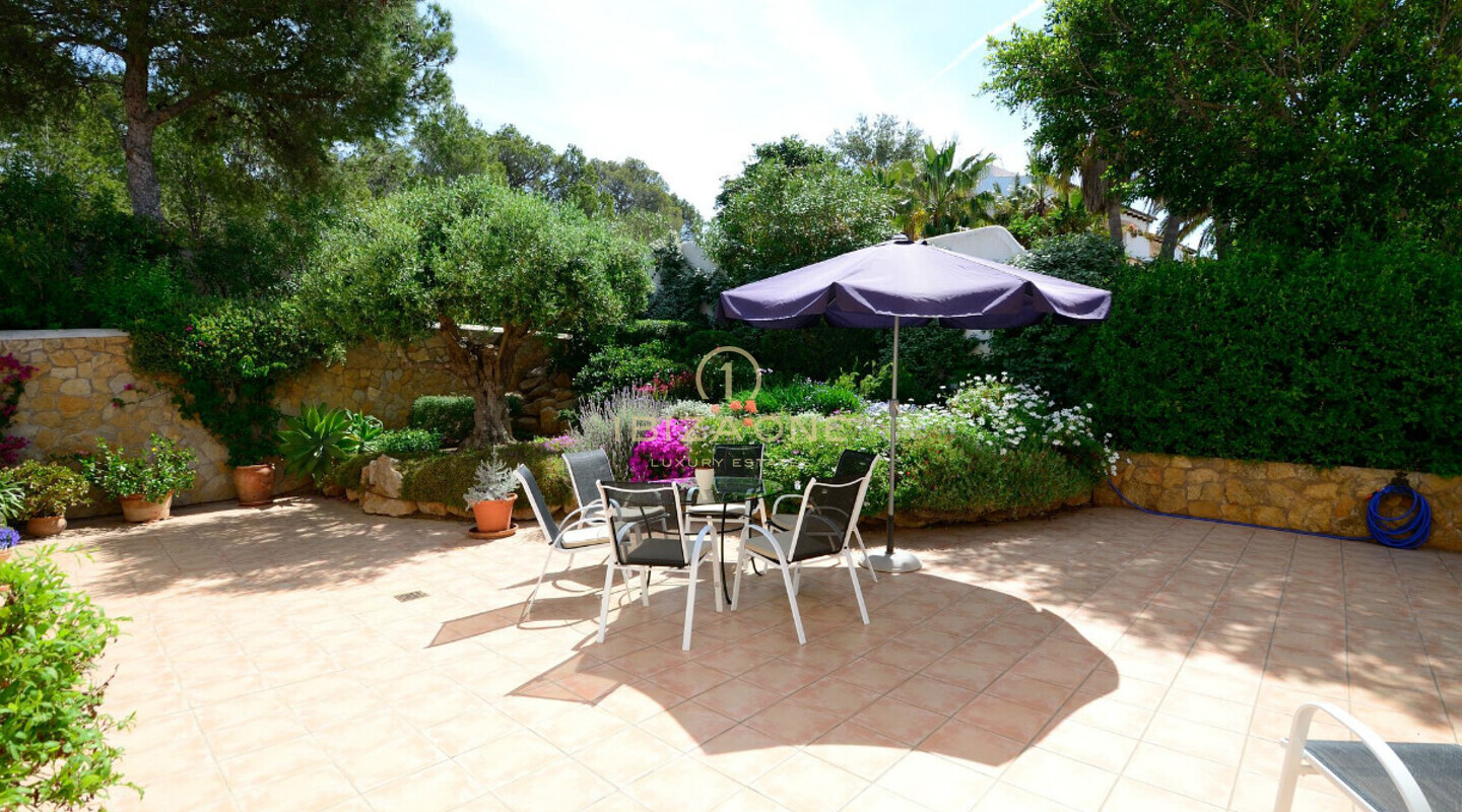 Schöne und luxuriöse Villa mit Meerblick zu verkaufen, Ibiza - Schöne und luxuriöse Villa mit Meerblick zu vermieten, Ibiza